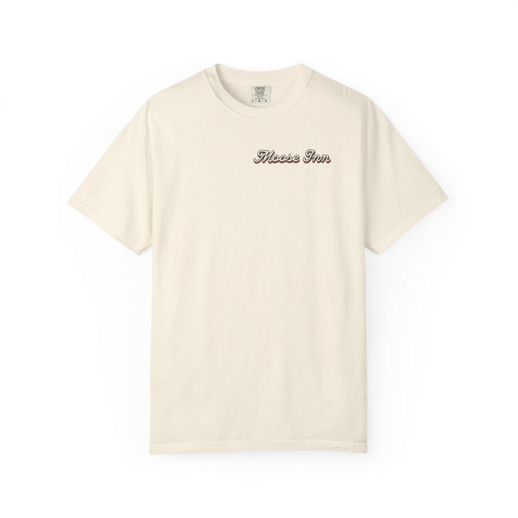 Moose Inn Welcome T-Shirt — Retro Dachshund Cabin Tee